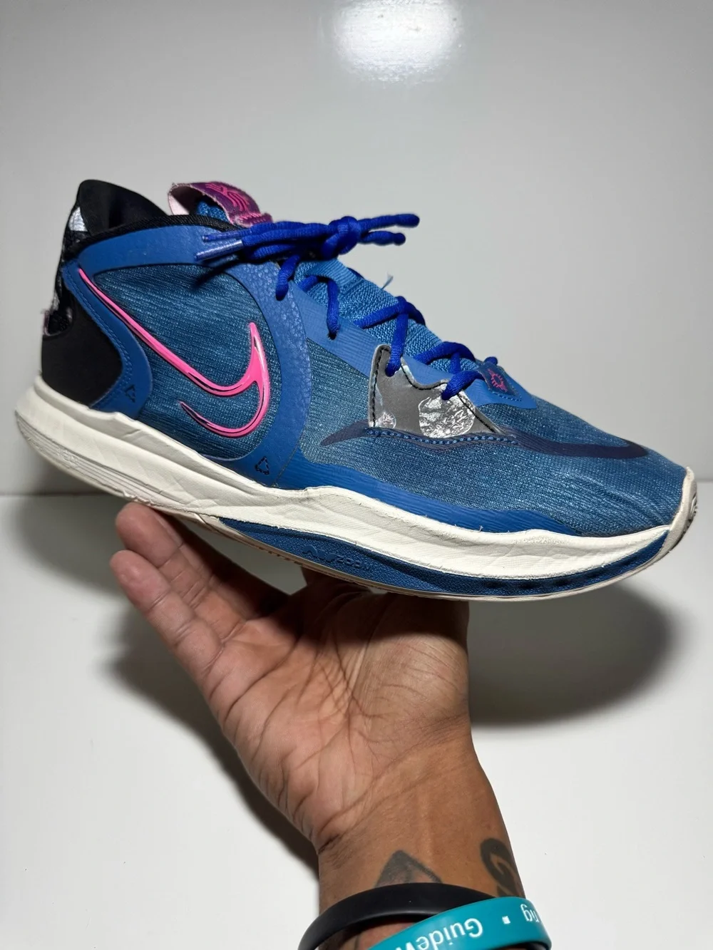 Nike Kyrie Low 5 “Dark Marina Blue” Size 11.5